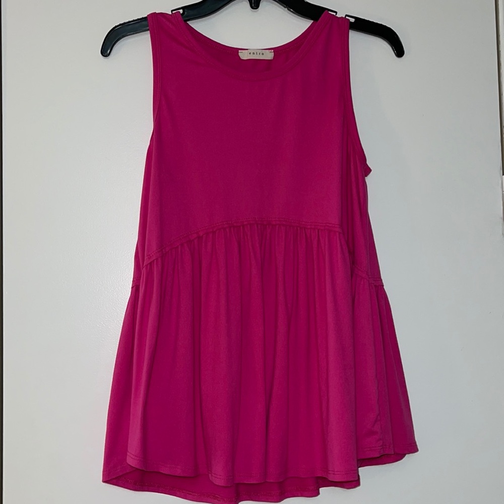 Pink tank top